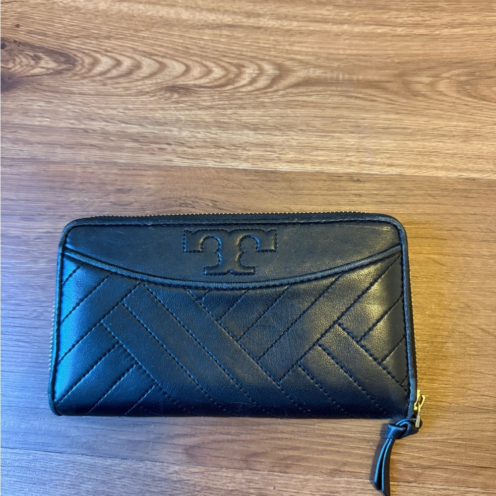 Tory Burch Black Quilted Wallet